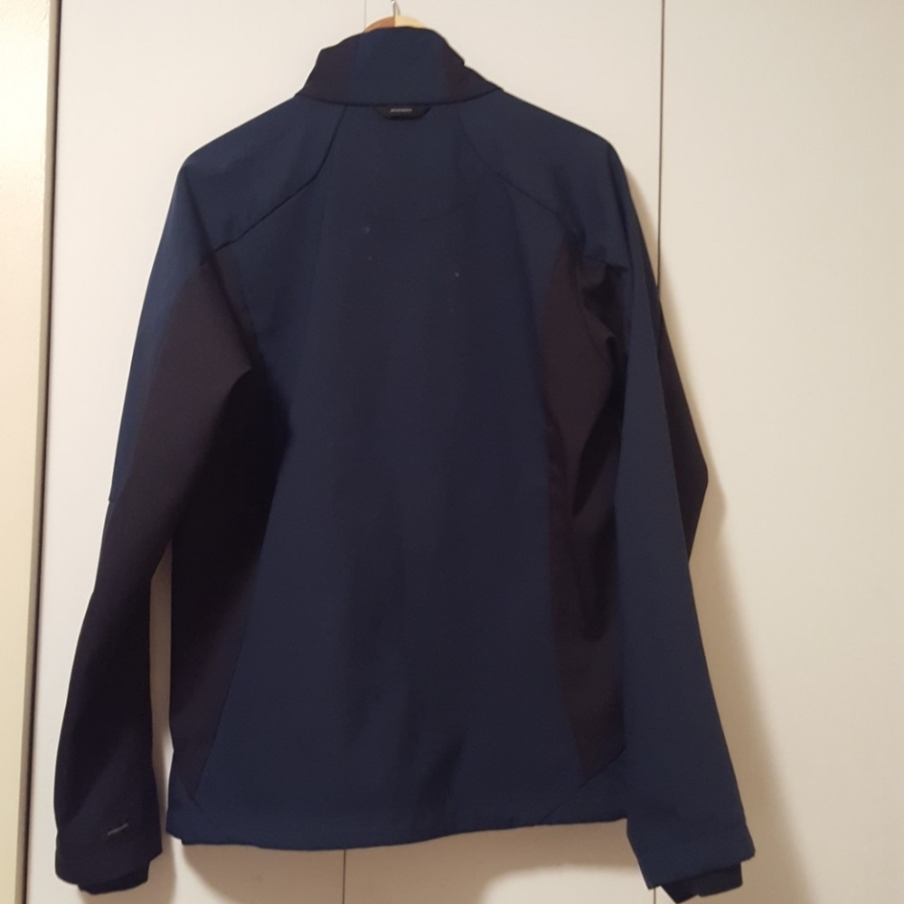 Performance Jacket In Classic Navy - image 2